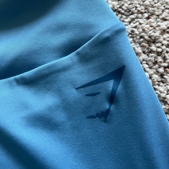 Gymshark Blue Scrunch Butt Leggings - Picture 3 of 4